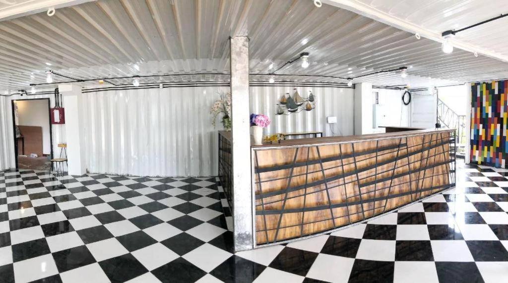קון קאן Qbix Hotel מראה חיצוני תמונה