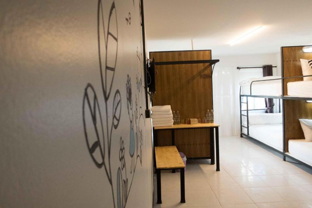 קון קאן Qbix Hotel מראה חיצוני תמונה