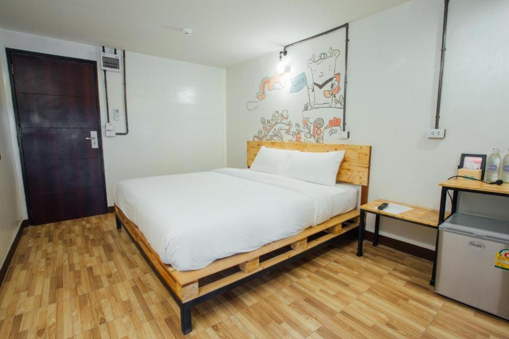 קון קאן Qbix Hotel מראה חיצוני תמונה